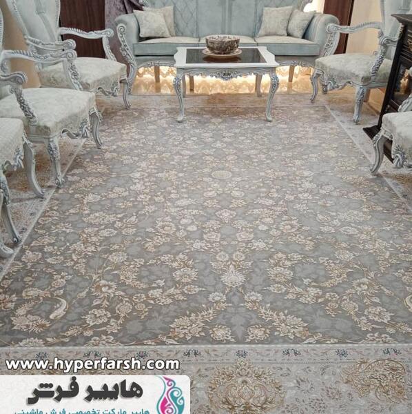 عکس فرش افشان کرم