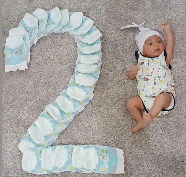 ایده عکس ماهگرد 8 ماهگی