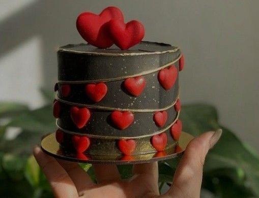 عکس کیک ماهگرد دوستی