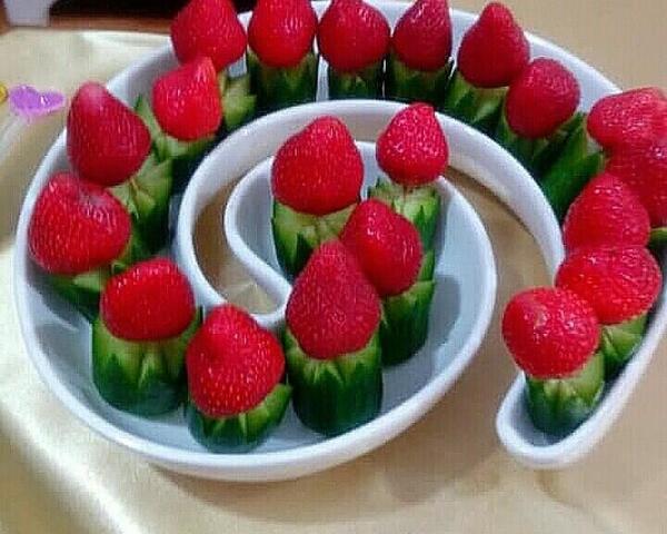 ایده عکس ماهگرد با میوه