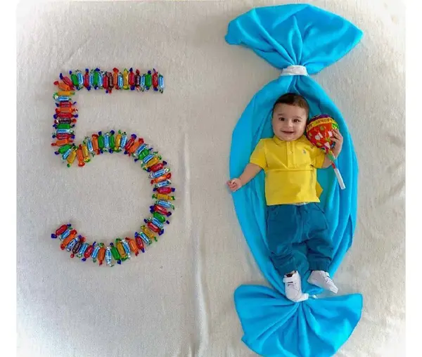 ایده عکس ماهگرد با بادکنک