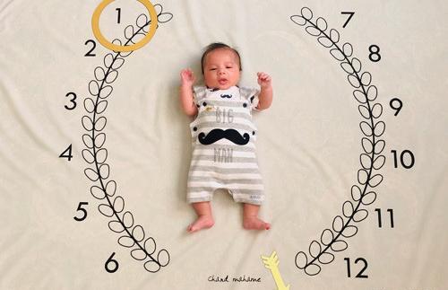 نمونه عکس اولین ماهگرد نوزاد