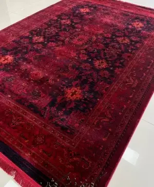 عکس فرش ماشینی قرمز