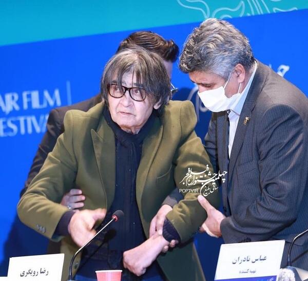 عکس جدید رضا رویگری در خانه سالمندان