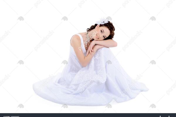 عکس دختر خوشگل با لباس عروس