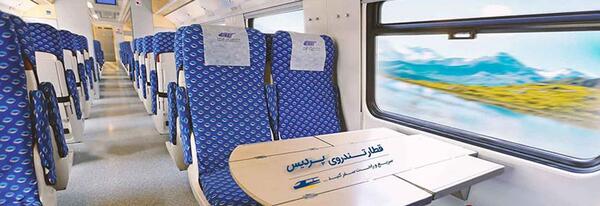 عکس داخل قطار همدان مشهد