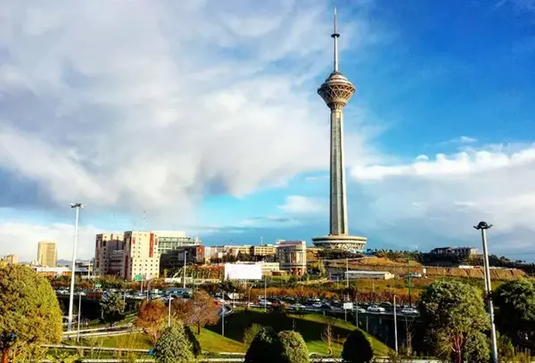 عکس داخل برج میلاد در تهران