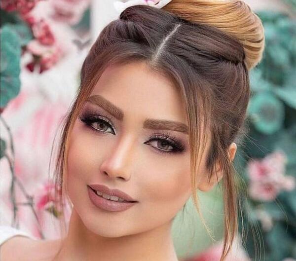 عکس عروس داخل آرایشگاه