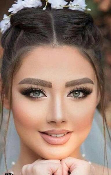 عکس عروس داخل آرایشگاه