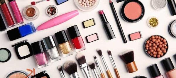 عکس وسایل آرایشی زنانه