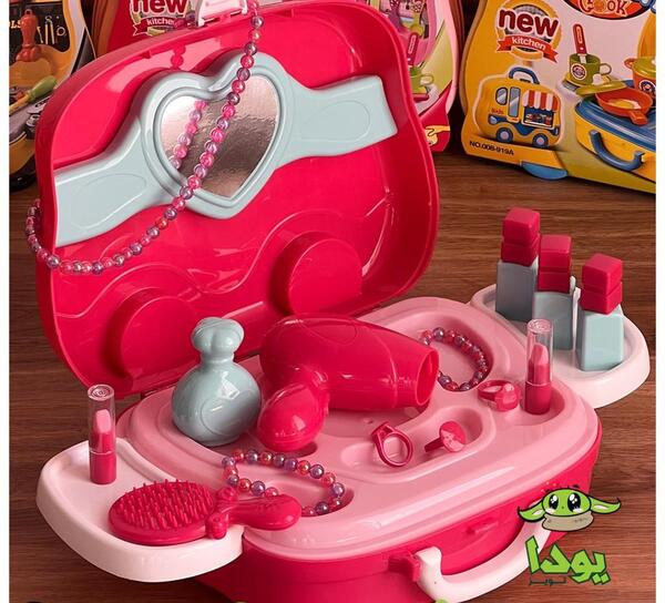 عکس وسایل آرایش بچه گانه