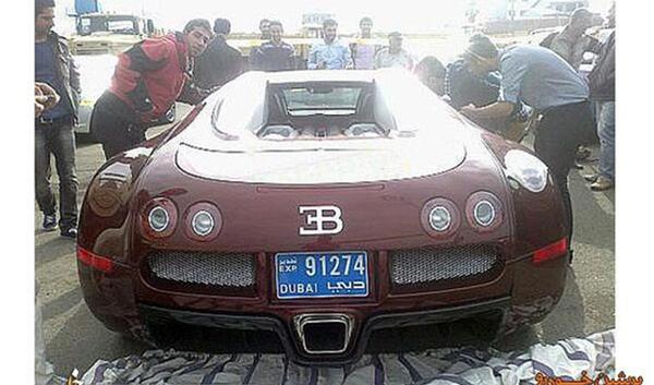 عکس داخل بوگاتی ویرون