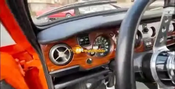 عکس داخل پیکان جوانان