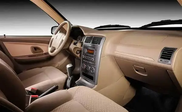 عکس داخل پژو 405 قدیمی