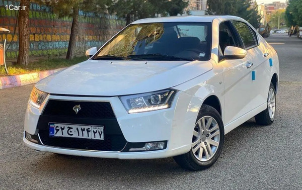 عکس داخل دنا پلاس بورسی