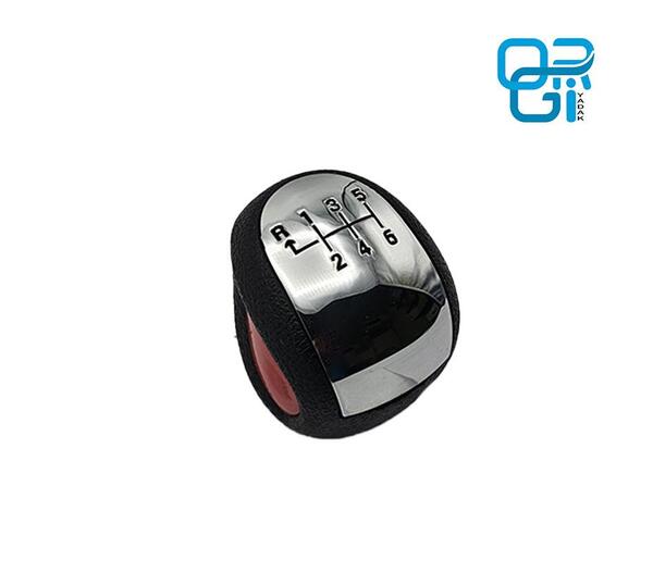 عکس داخل دنا پلاس توربو ۶ دنده دستی