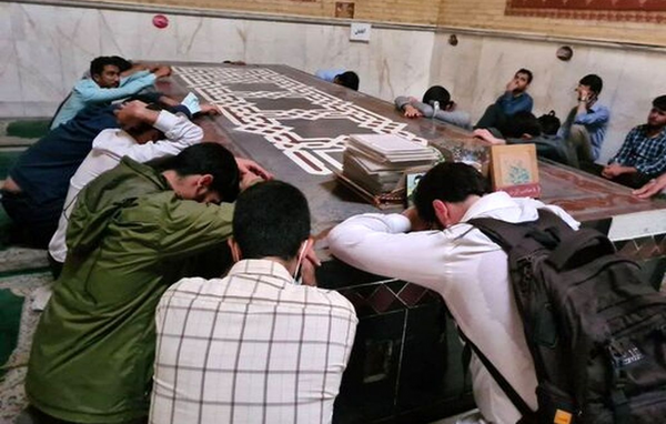 عکس داخل دانشگاه شریف