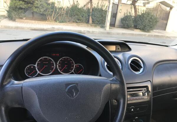 عکس داخل ماشین رانا lx