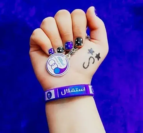 عکس دختر استقلالی فیک