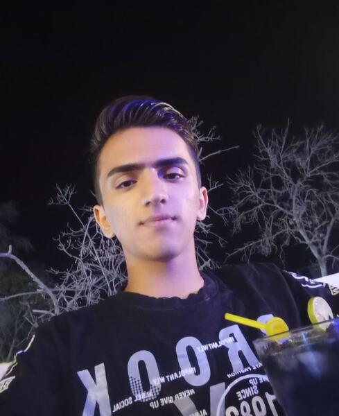 عکس پسر فیک 17 ساله