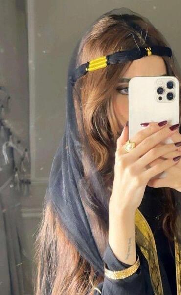 فیک عکس دختر با چهره نامعلوم