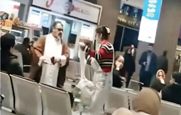 عکس از داخل فرودگاه مهراباد