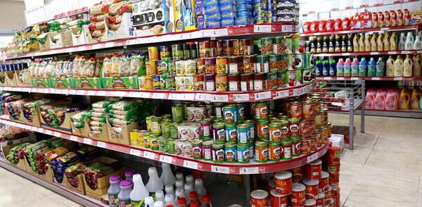 عکس داخل فروشگاه مواد غذایی