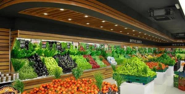 عکس داخل فروشگاه مواد غذایی