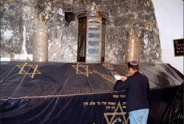 عکس داخل قبر حضرت محمد