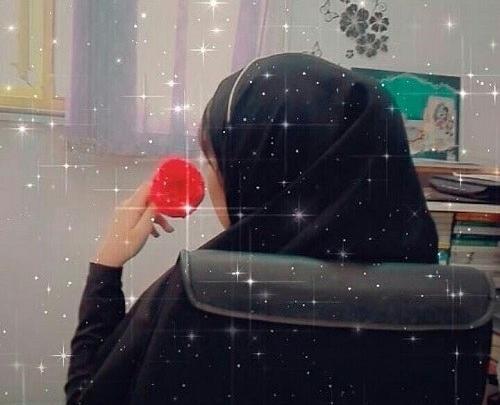 عکس فیک دختر ایرانی از پشت سر