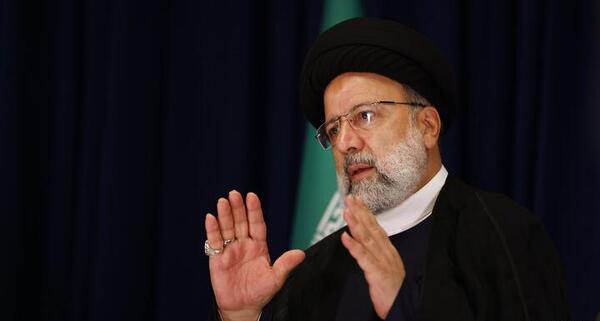 عکس سنگ قبر پدر رئیسی