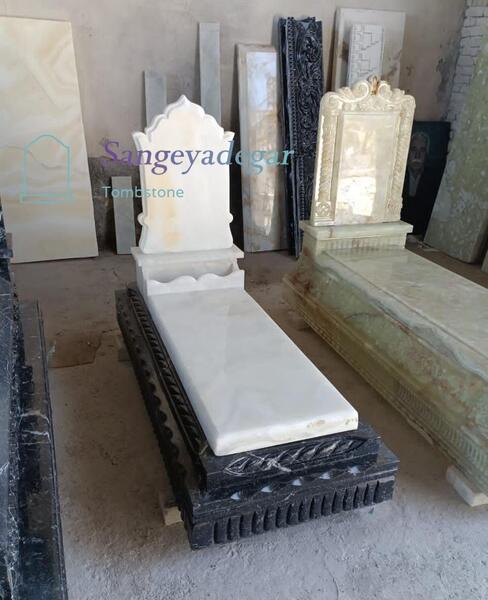 عکس پشت سنگ قبر