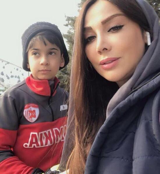 عکس همسر و فرزند محسن چاوشی