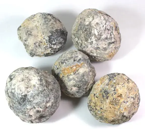 عکس سنگ طلا در طبیعت