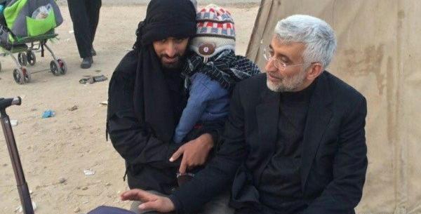 عکس جلیلی در راهپیمایی اربعین
