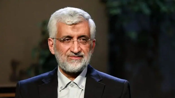 عکس جلیلی در راهپیمایی اربعین