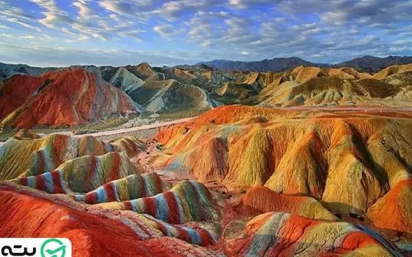 عکس سنگ رنگین کمان