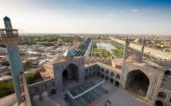 عکس مکان های دیدنی اصفهان