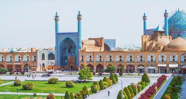 عکس مکان های دیدنی اصفهان