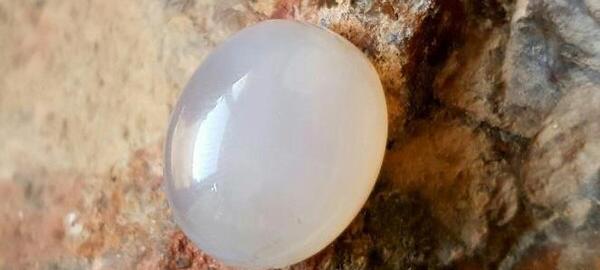 عکس سنگ سفیدی