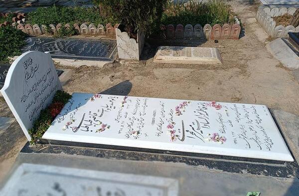 عکس سنگ مزار مرمر
