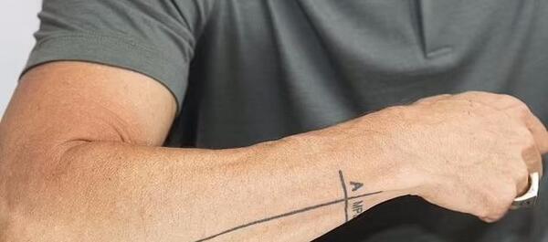 عکس خالکوبی حرف s
