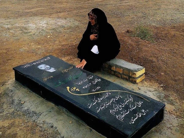 عکس قبر خاک شده