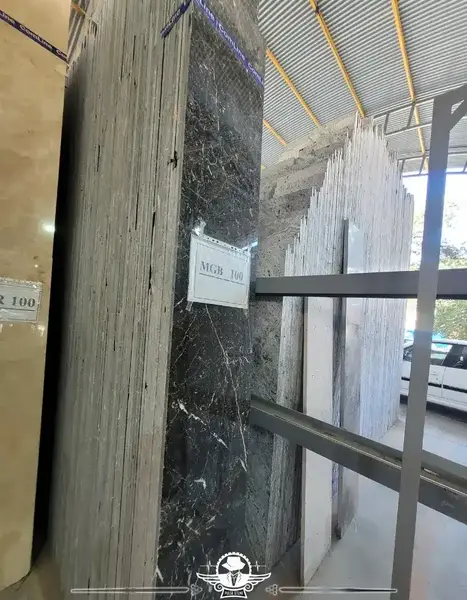 عکس سنگ گلدن بلک