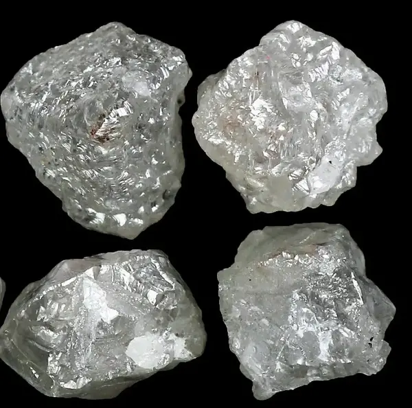 عکس سنگ های قیمتی خام