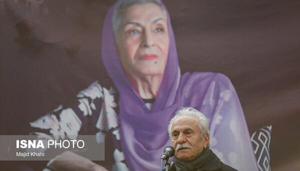 عکس خاکسپاری ژاله علو
