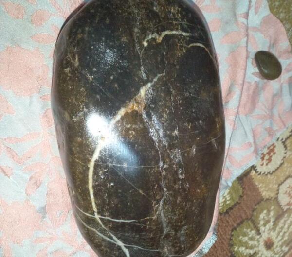 عکس سنگ یشم سیاه