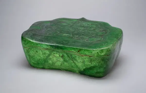 عکس سنگ یشم امپریال