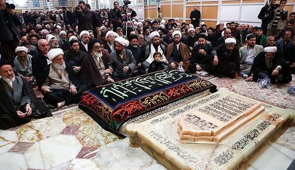 عکس سنگ قبر گلپا
