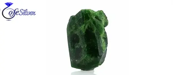 عکس سنگ گارنت سبز کرمان